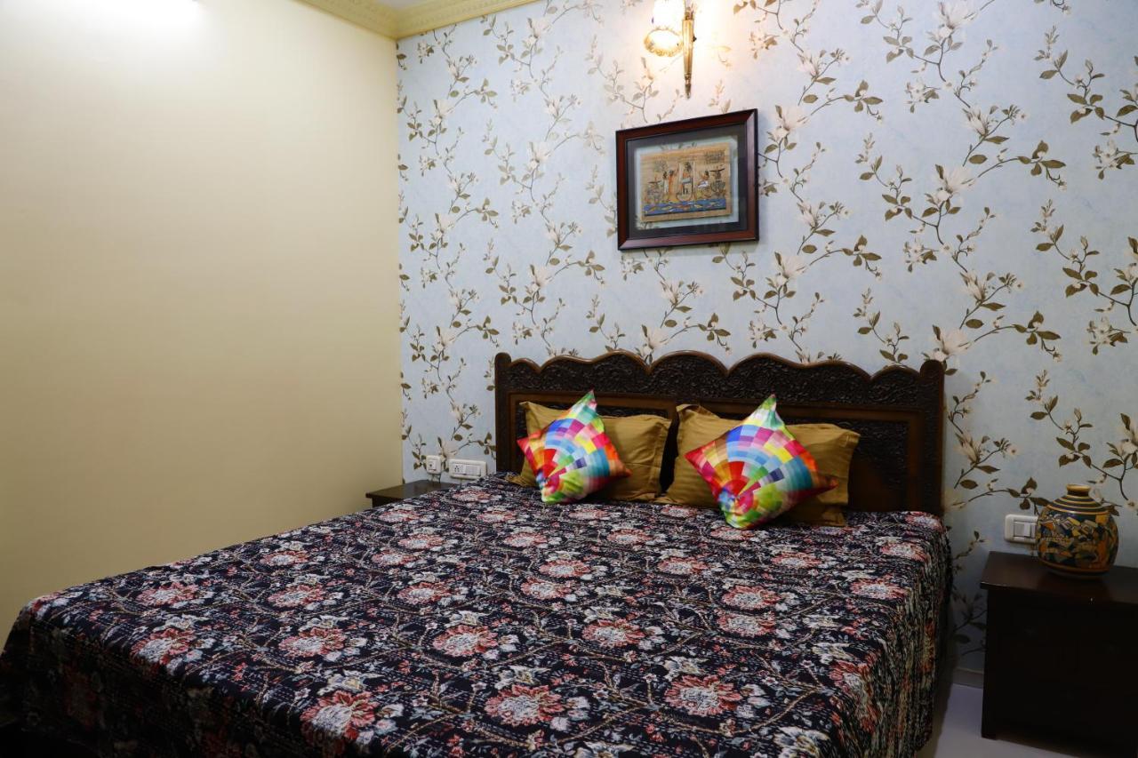 Aura Homestay Royal Villa Jaipur Buitenkant foto